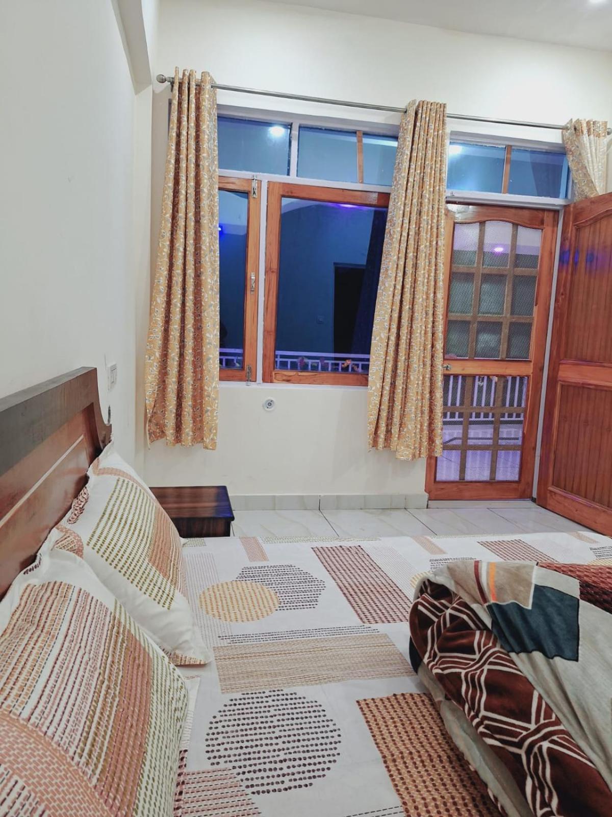 Chandarshila Hike Homestay Ukhimath 外观 照片