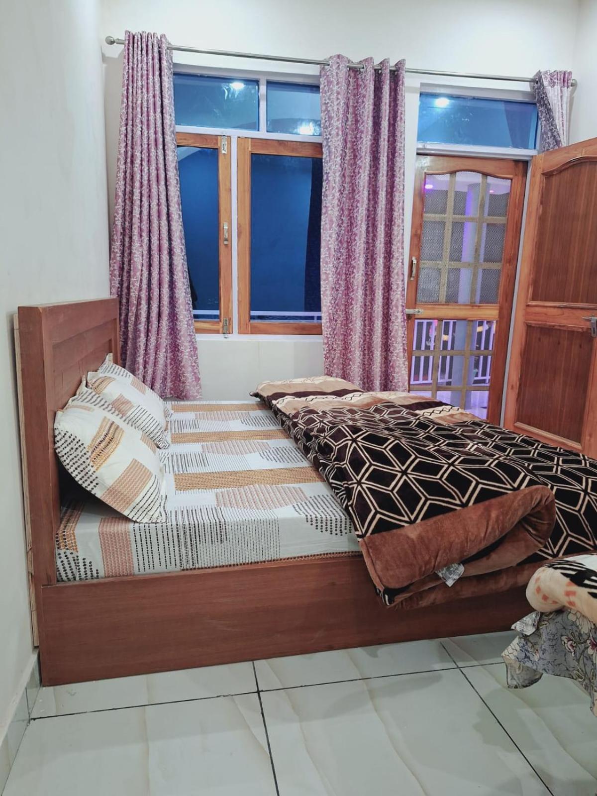 Chandarshila Hike Homestay Ukhimath 外观 照片